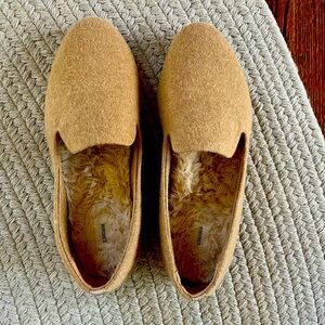 Birdies flats, tan/camel, loafer style.